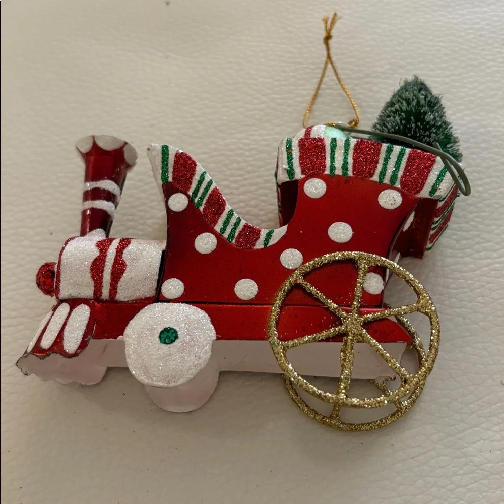 Festive Christmas Ornaments Set